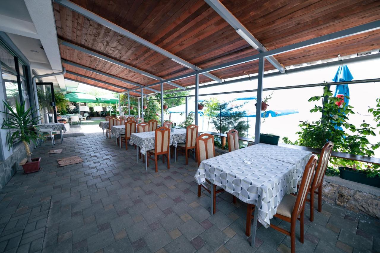 Hotel Holiday-M Ohrid Kültér fotó